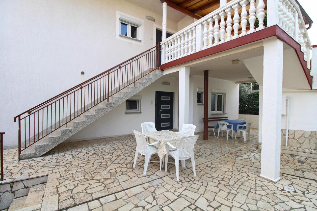 Apartments Valerija 847 Pula Exterior foto
